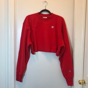 CHAMPION ❤️ RED ❤️ CROP SWEATSHIRT